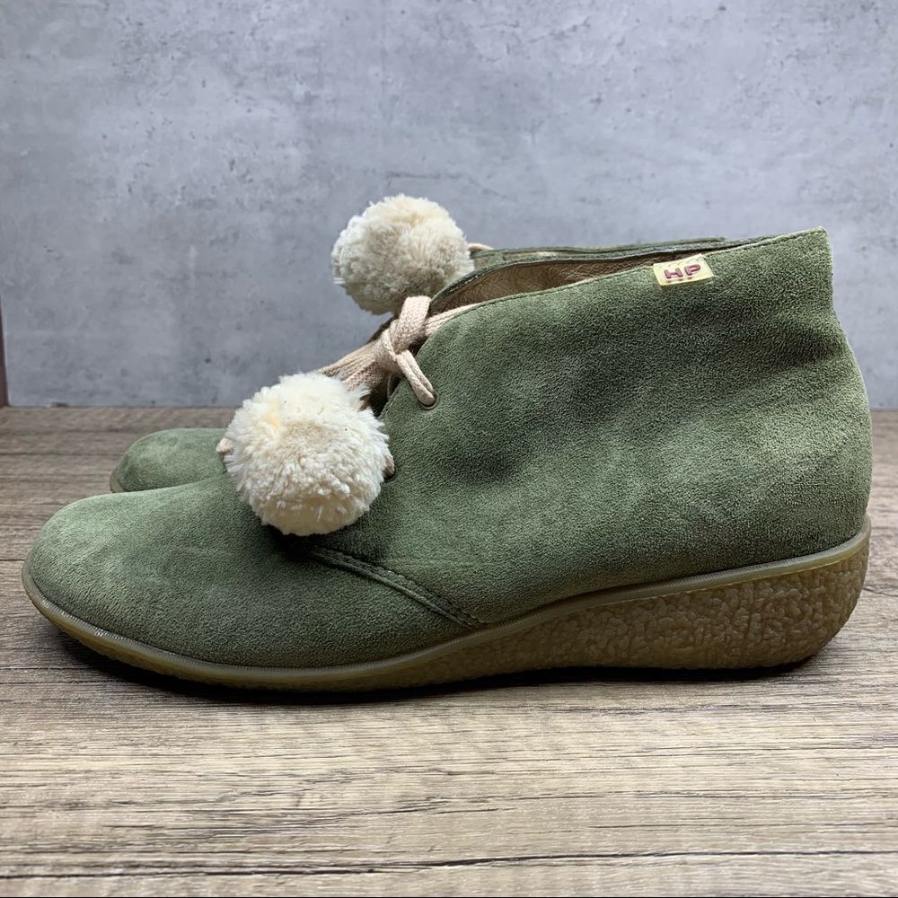 ‎HUSH PUPPIES WOMEN'S~GREEN SUEDE~WEDGE~VIGOR II~ANKLE BOOTIES~SIZE 8M